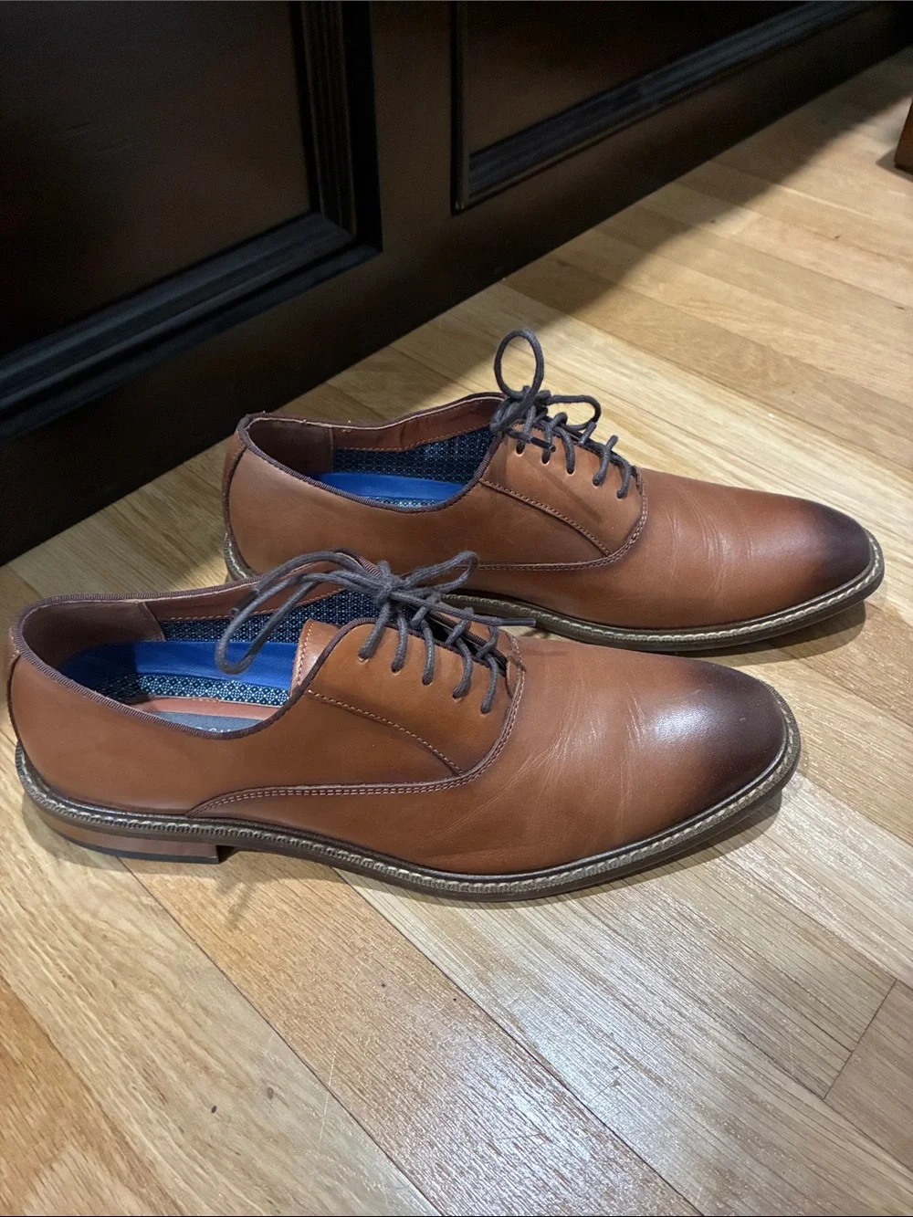 Vince Camuto Tan Leather Derby Shoes with Dark Laces
